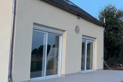 Contemporary Detached House with Landscaped Garden