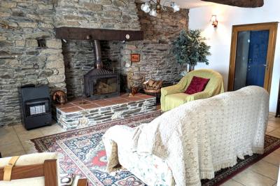 Charming Large Cottage in Rural Surroundings