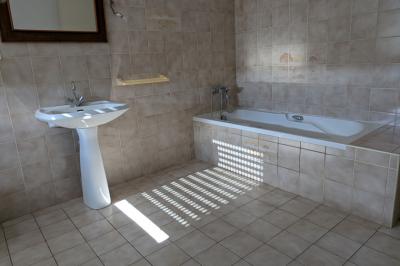 Former Bar with Accommodation