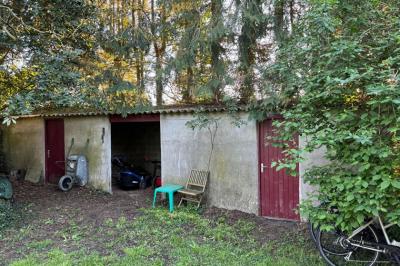 Detached Country House with Outbuilding