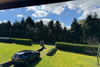 Detached Country House with Outbuilding