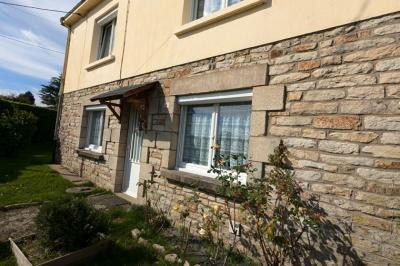 Traditional Family House with Garden