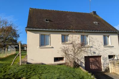 Detached House with Garden