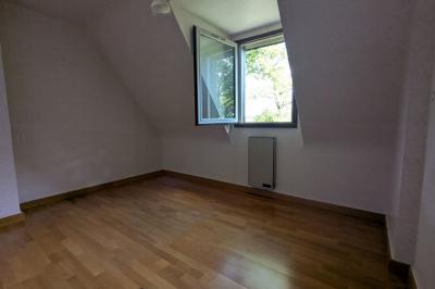 Detached Country House with Outbuilding and Open View