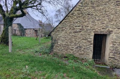 Lovely Habitable Country House with More Potential