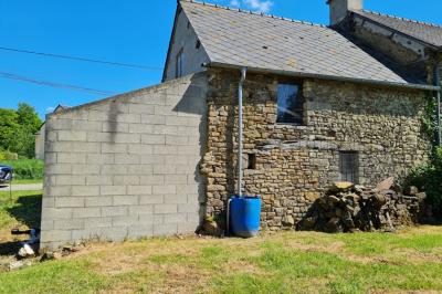 Stunning Detached Country House with Many Options