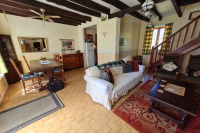 Stunning Detached Country House with Many Options