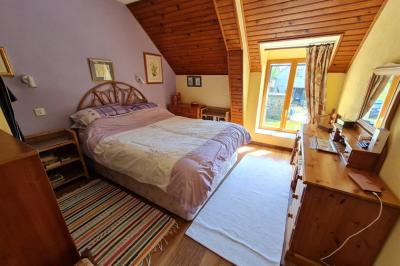 Stunning Detached Country House with Many Options