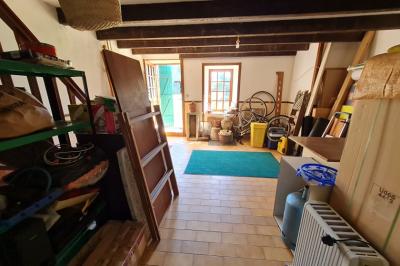 Stunning Detached Country House with Many Options