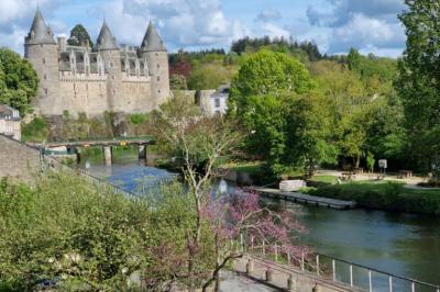 Town House in Fantastic Medieval Town Location