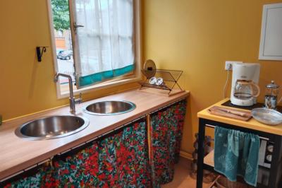 Lovely House with Lots of Character and Garden