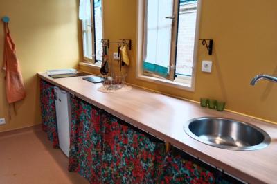 Lovely House with Lots of Character and Garden