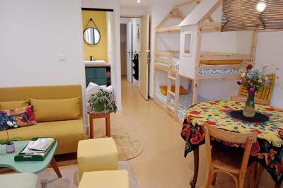 Lovely House with Lots of Character and Garden