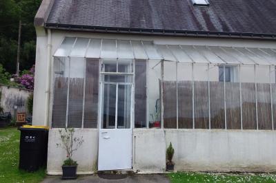 Detached House with Landscaped Garden