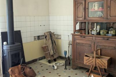 Detached House with Garden in Nice Location