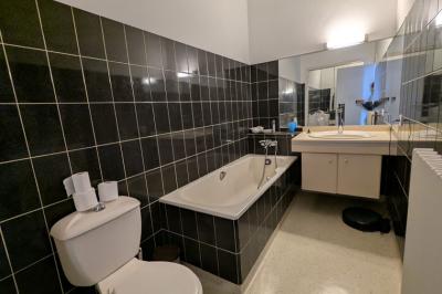 Maison De Maitre Style Manor House with Garden