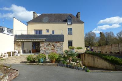 Maison De Maitre Style Manor House with Garden