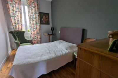 Maison De Maitre Style Manor House with Garden