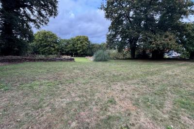 Detached Country House with Outbuilding