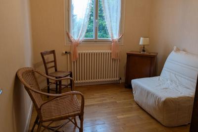 Detached Country House with Garden by the Coast